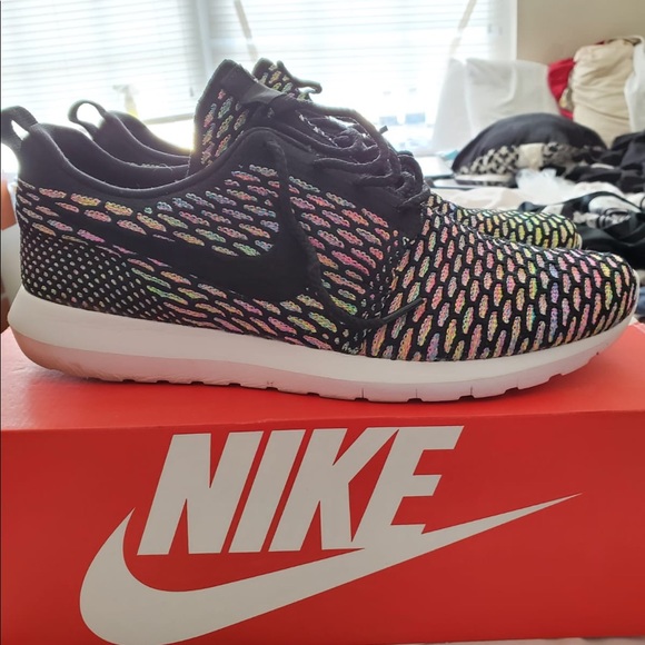 Size 11. Nike Roshe NM Flyknit - Picture 2 of 5
